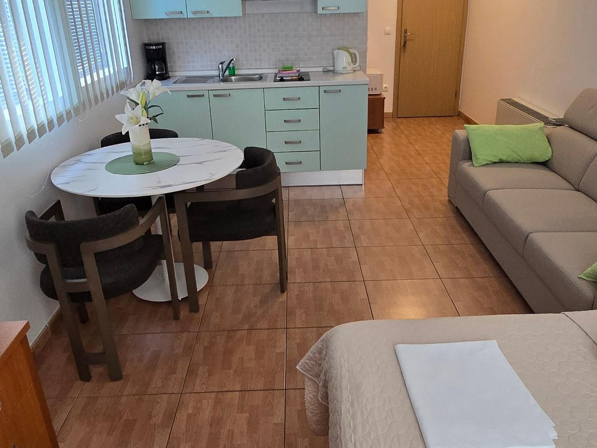 Apartmani Katarina Makarska Exterior foto